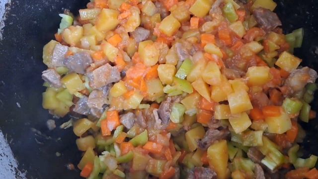 Сегодня готовила ЖАРЕННЫЙ СУП. Такого  еще не пробовали. Узбекская Мастава. смотреть онлайн