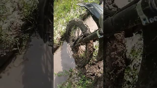 Motoland XR 250 в лютой грязи „*видео от подписчика*" смотреть онлайн