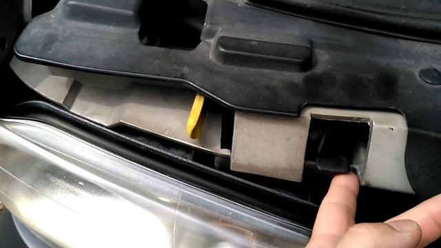 1998 Lincoln Navigator Headlight Removal смотреть онлайн