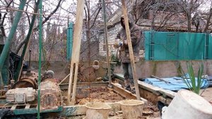 Ударно канатное бурение скважин на воду:подошли к воде,работа желонкой
