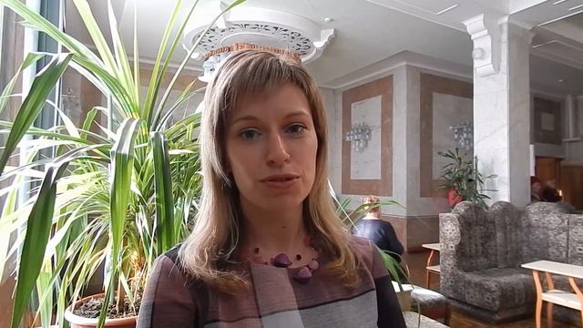 "Женщин всей страны - с праздником!" - Ольга Кателина (видео "Корабелов.Инфо") смотреть онлайн