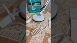 Видеообзор на настольный светильник Camelion