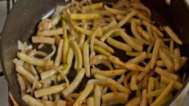 Тушеная фасоль с мясом