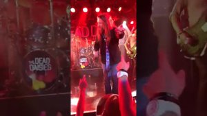 The Dead Daisies - Doug Aldrich Guitar Solo - Song And A Prayer (Osaka Japan 25th June 2018)