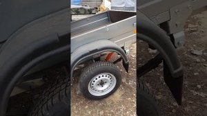 Прицеп ССТ 7132-01 с подъёмным бортом и низким тентом 300мм