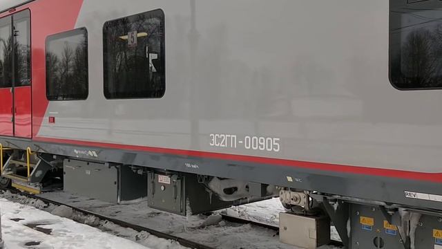 ТЕПЛОВОЗНЫЙ ПАРК ГОРОДА ПСКОВА. ч3. ЛАСТОЧКА. Любопытно! смотреть онлайн