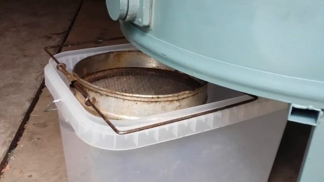 Медогонка с приводом электродрели смотреть онлайн