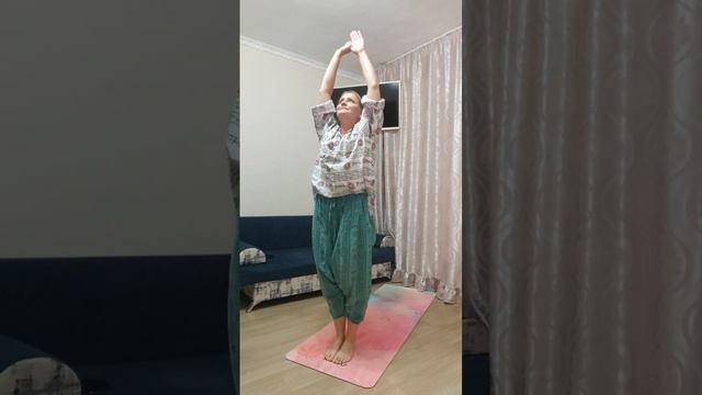 Приветствие Солнцу Комплекс из йоги смотреть онлайн