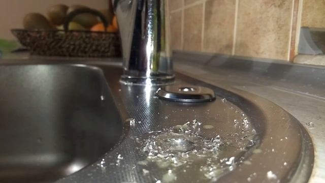 Сверление мойки под кран очистителя. смотреть онлайн