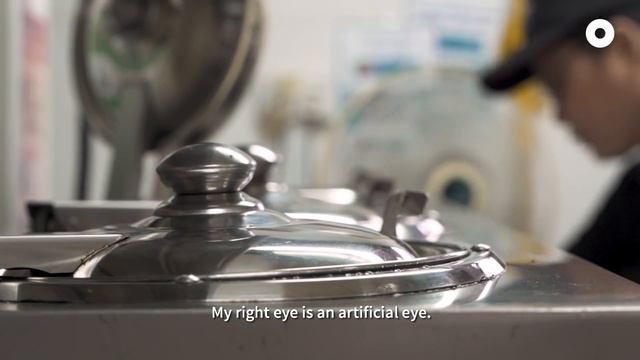 At This Food Court, People with Disabilities Cook Your Meals смотреть онлайн