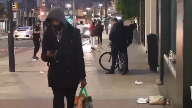 GYPSY TRAVELLER DECKS AN EX GANGSTER !!!! ( Part 1 ) смотреть онлайн