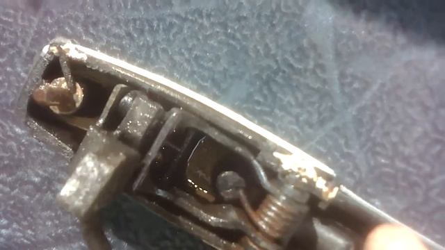 ВАЗ 2109-2114 заклинивания наружней ручки двери. смотреть онлайн