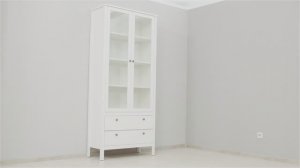 Белый шкаф в стиле ИКЕА со стеклянными дверцами HELGA REG2W2S от БРВ Мебель