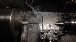 Точение длинной тонкой детали