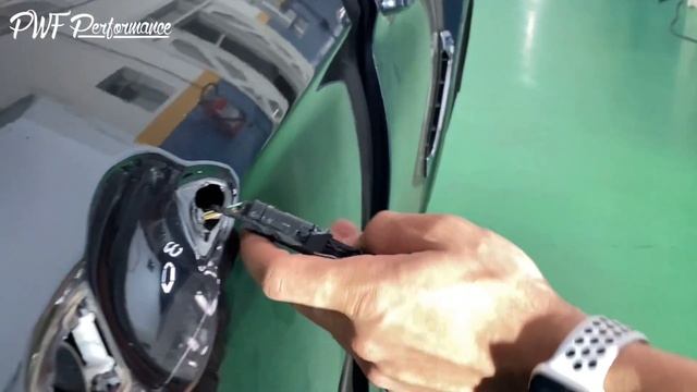 Desmontagem porta BMW X6 - BMW X6 door disassembly Gênio da customização смотреть онлайн