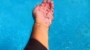 Для чего нужен скиммер для бассейна и Как очистить воду в бассейне?