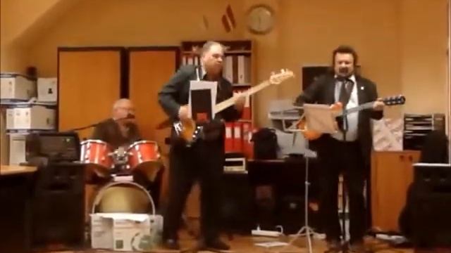 VOVA девочка в баре Рок смотреть онлайн