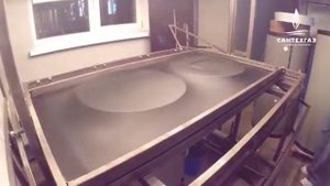 Термовакуумное формование пластика.