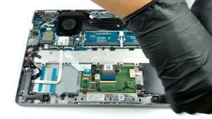 ?️ Dell Latitude 13 5310 - disassembly and upgrade options