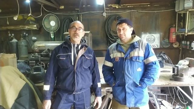 Сварщик - слесарь учимся сваривать трубы смотреть онлайн