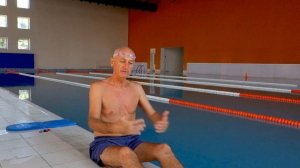 Плавание .Урок- 89 .Упражнения в воде и на суше.