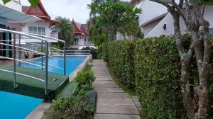 Территория отеля  Phunawa resort Пхукет.
