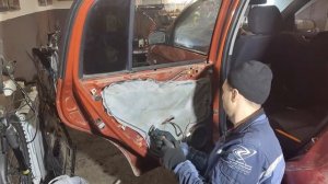 Замена заднего бокового стекла, и кнопки стекло подъемника,на автомобиле Hyundai Getz