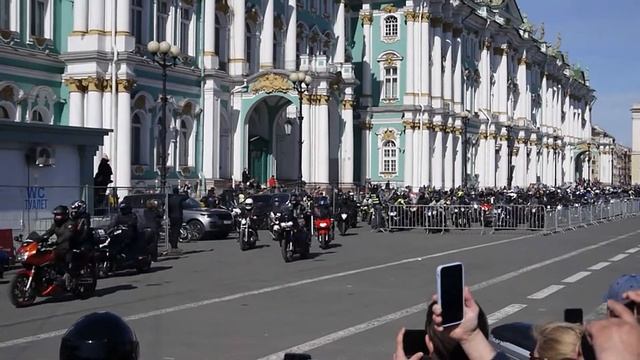 Устюгов и Pозенбаум. Открытие мотосезона - Свобода (Ekibastuz) смотреть онлайн