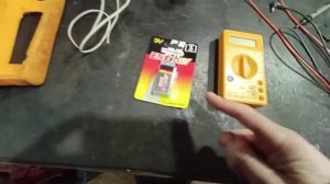 Батарейку новую или мультиметр целиком купить?? )