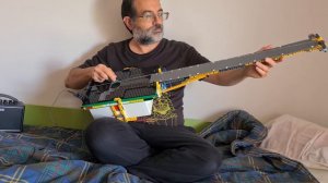 LEGO Bass Guitar v1.0.1