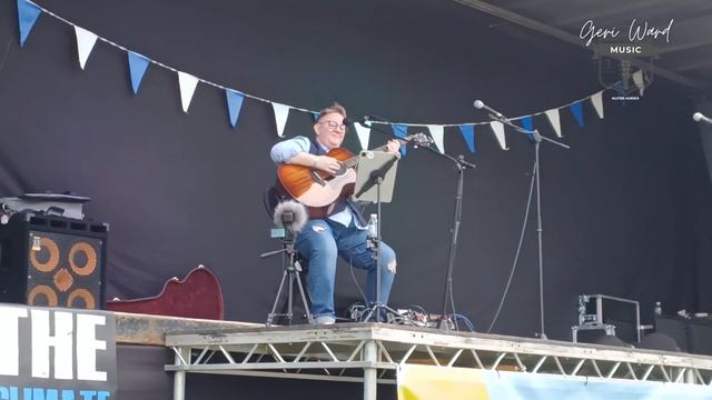 Tears For Fears Cover | SHOUT | Live Acoustic | Geri Ward Music смотреть онлайн