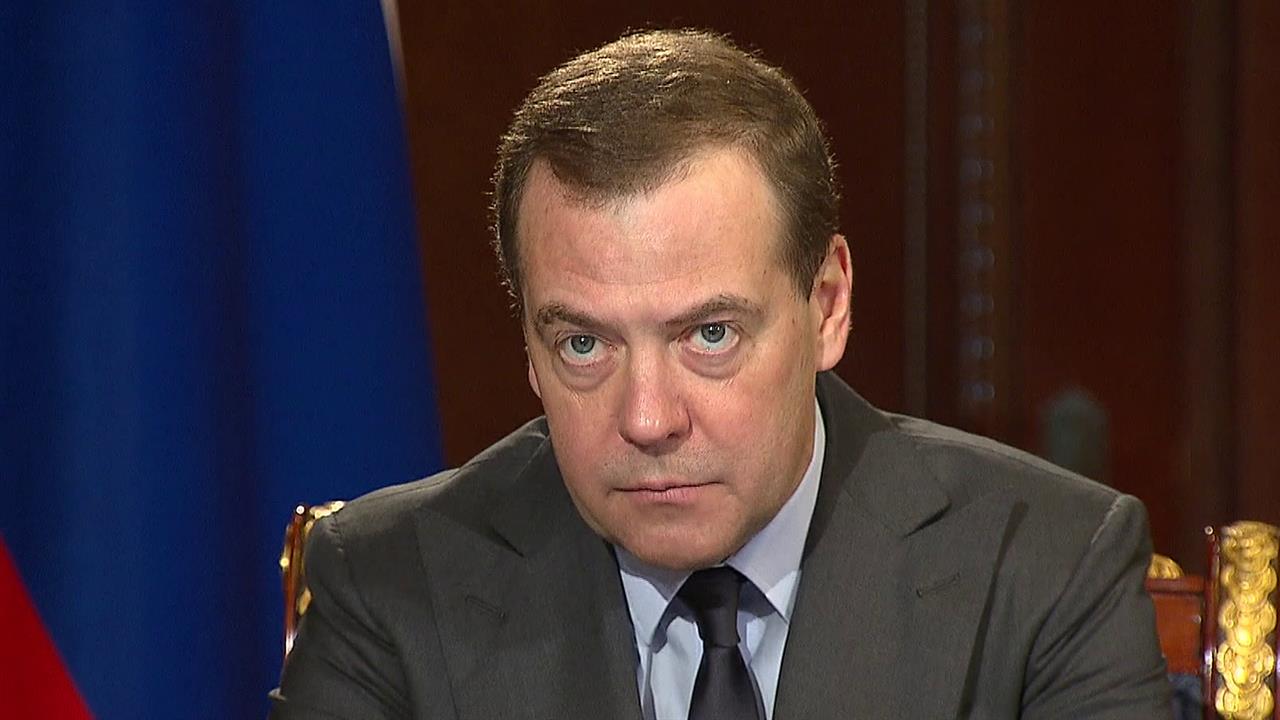 О создании нового механизма целевого обучения в вузах говорил Дмитрий Медведев на совещании с виц...
