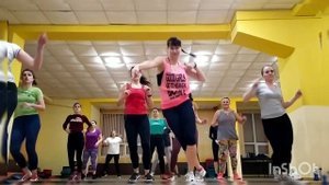 Warm up zumba/Sweet but psycho (REMIX) - Ava Max/ cardio dance