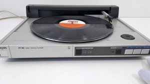 Philips FP 146 - автоматический проигрыватель винила с тангенциальным тонармом и приводом belt-driv