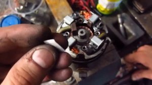 Как быстро вставить щетки на стартере