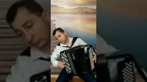 Су буеннан әнкәй кайтып килә