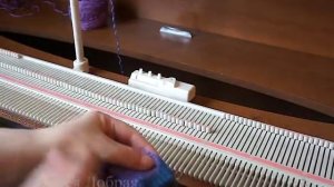 Вяжем шапочку-берет на однофонтурной машинке Silver Reed LK-150. Описание и советы