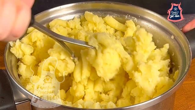 ПРОСТАЯ КАРТОШКА, А РЕЦЕПТ БУДУТ ВЫПРАШИВАТЬ ВСЕ СОСЕДИ! У ВАС ЕСТЬ КАРТОФЕЛЬ? ЭТО ОБАЛДЕННО ВКУСНО смотреть онлайн