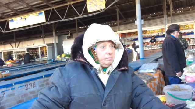 Сколько платят за места на Центральном рынке смотреть онлайн