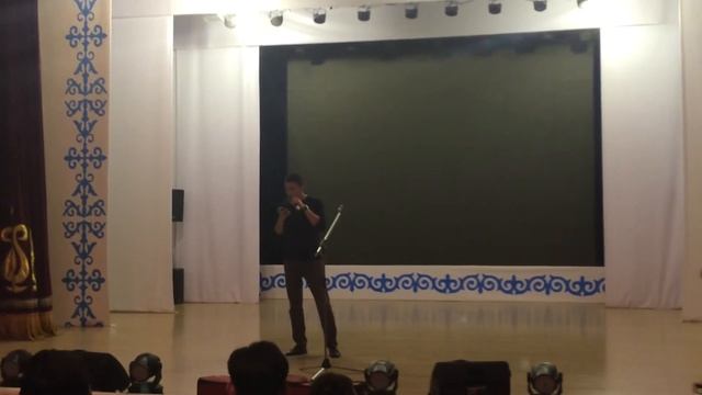 Жапаров Зейнур- немного слез твоих (Батыр Шукенов)