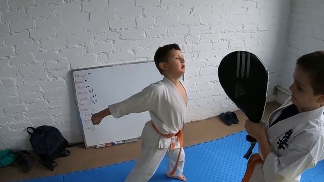 ТРЕНИРОВКА ПО КАРАТЕ/KYOKUSHIN/CLAN смотреть онлайн