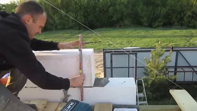 Гараж.Широкие ворота 3,7м Правильный армопояс. Фронтон. смотреть онлайн