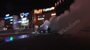 Сожгли Поло напротив Сити-Молла в Сургуте