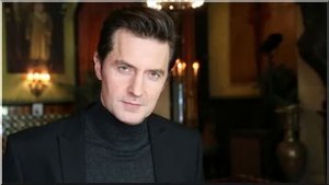 Ричард Армитидж читает стихотворение Т.Хьюза "Песня" с русскими субтитрами