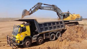 Volvo EC480DL Excavator Loading Volvo Trucks || World Earthmovers ||