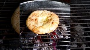 ХРУСТЯЩАЯ ЛЕПЕШКА С СЫРОМ НА МАНГАЛЕ закуска к шашлыку