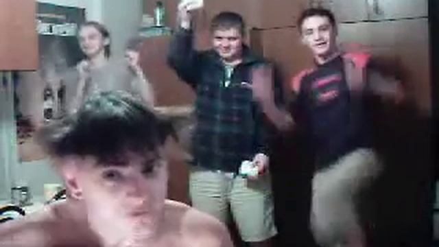 Люблю в Макдональдсе.mp4 смотреть онлайн