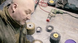 Первые проблемы  при брашировке древесины и как я их решил