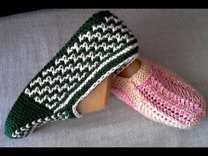 Теплые плотные тапочки-следки на двух спицах без шва.