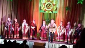 Во саду вишенка цветет